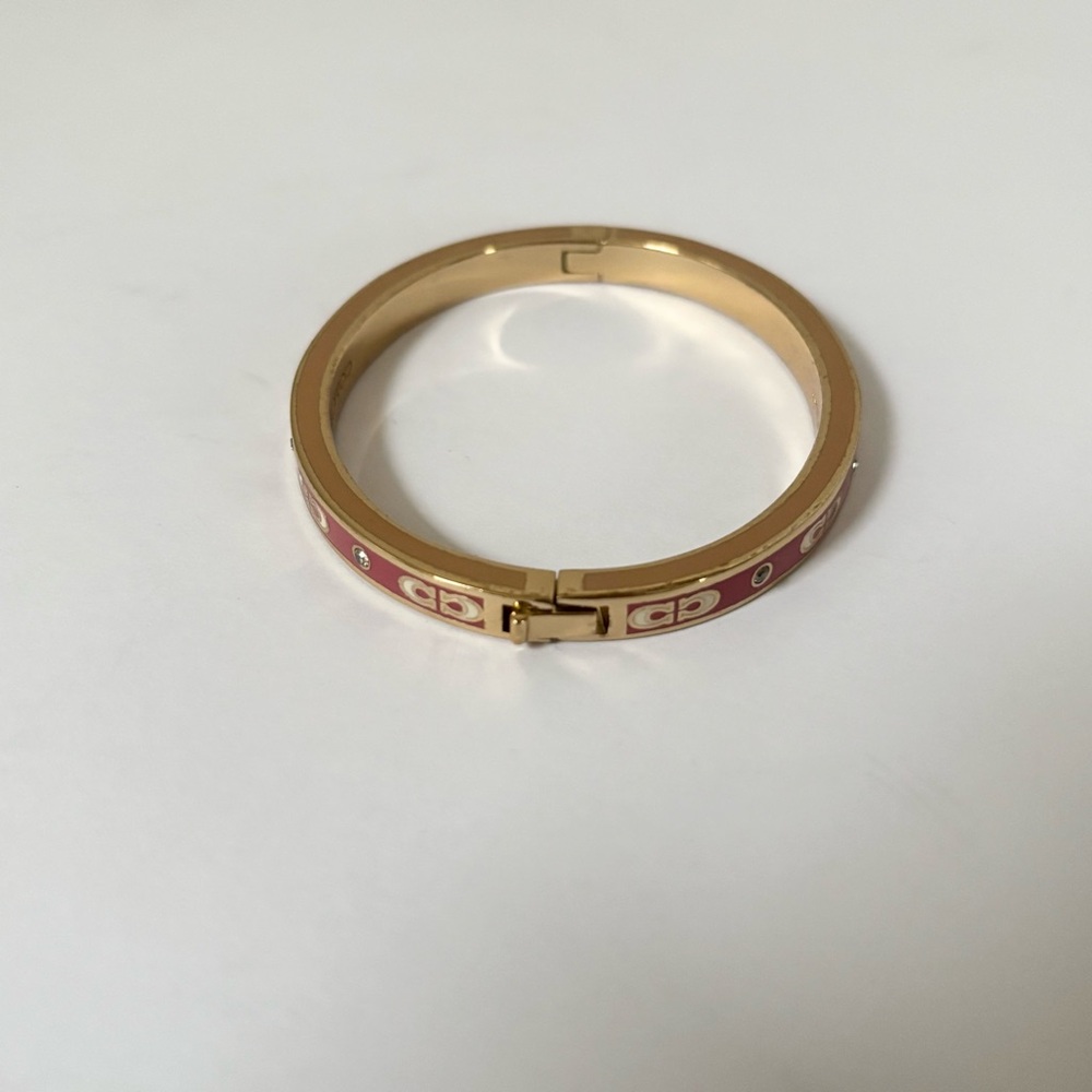Coach Signature C Bangle Logo Statement Bracelet Enamel Hinged Pink Red Gold - Picture 4 of 9